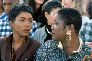 angela basset and loretta devine 3