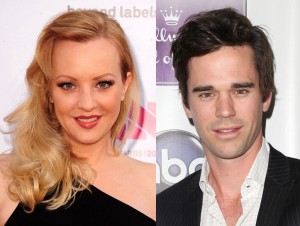 Wendi McLendon-Covey and David Walton