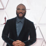 Tyler Perry Wins Humanitarian Award